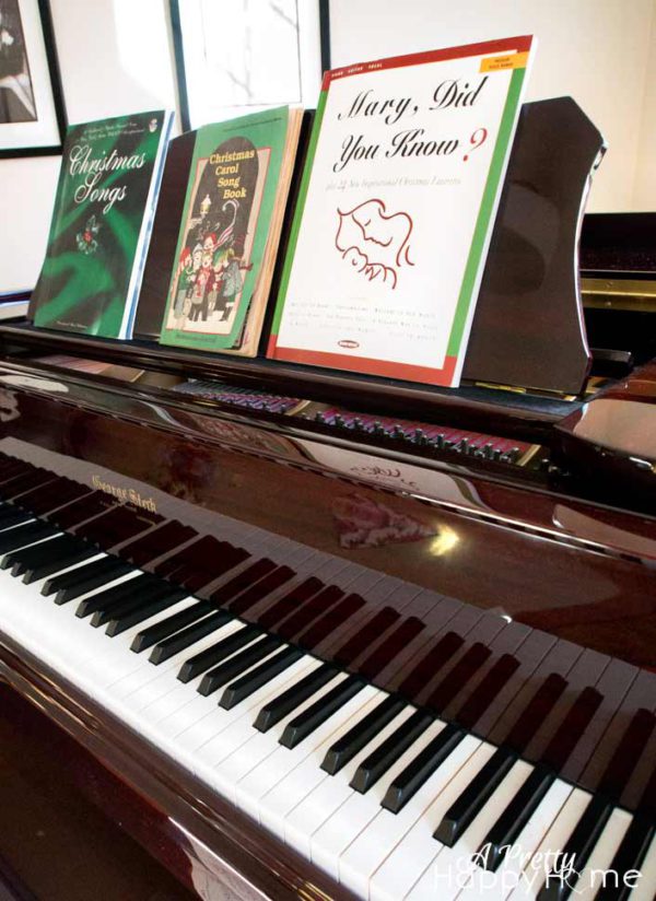 Dusting a Piano with a Glossy Finish A Pretty Happy Home