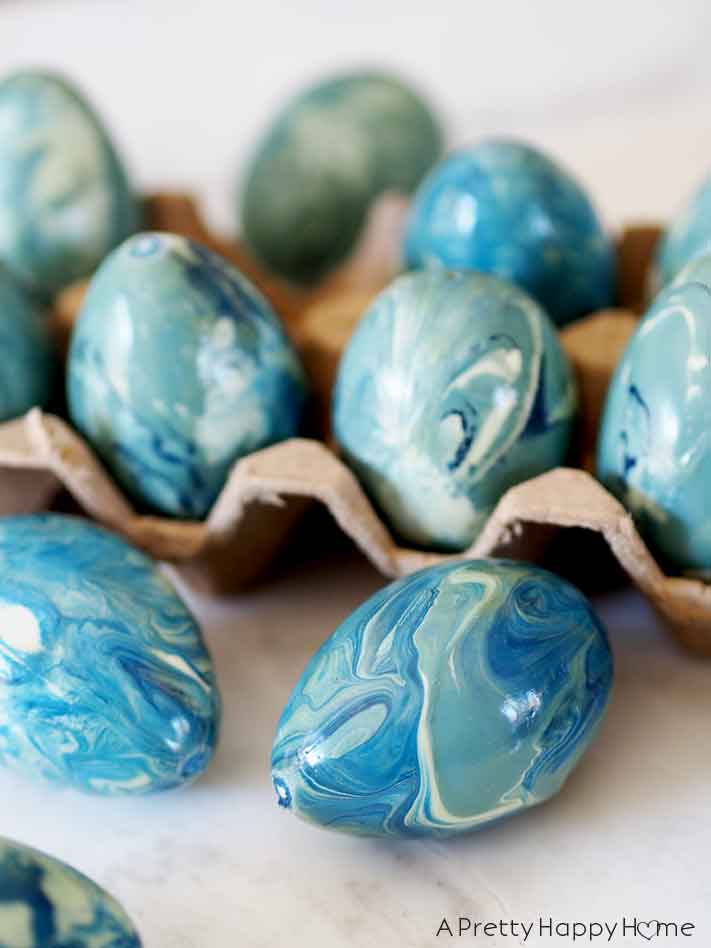 marbled faux easter egg