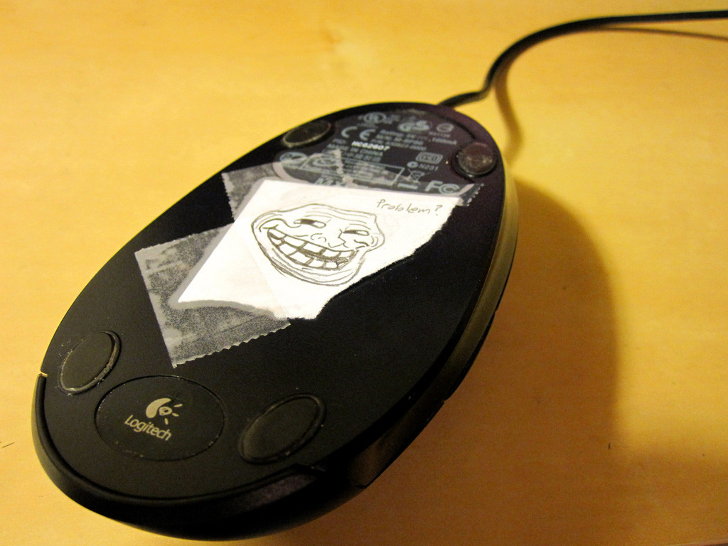 imgur april fool's day mouse prank on the happy list