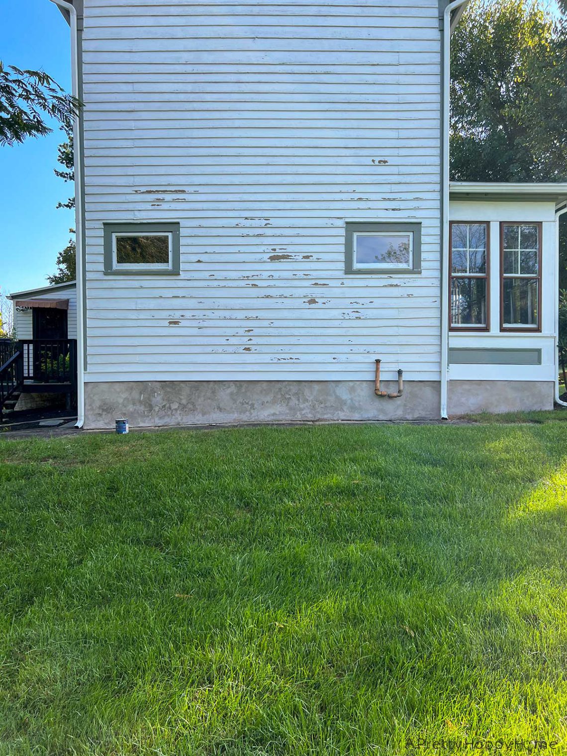 Caulk, Cracks, and Home Maintenance. Oh My! A Pretty Happy Home