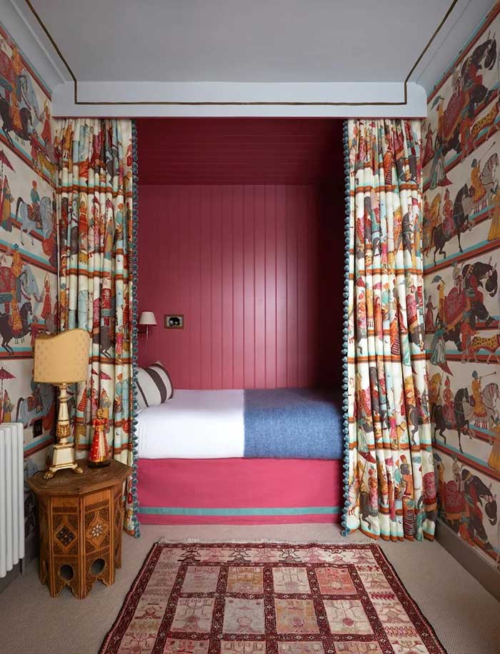 bedroom with gold line on ceiling by laura stephens photo by paul massey via house and garden uk