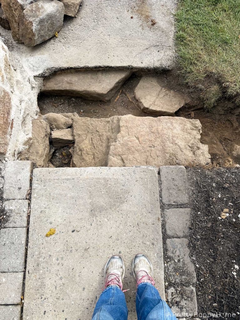 BEFORE Curved Fieldstone Wall: Part 7, The Stairs building fieldstone stairs using lime mortar and historical masonry techniques